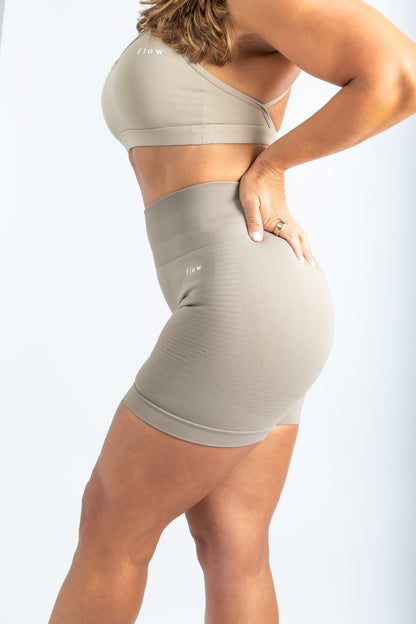 Short Elevate